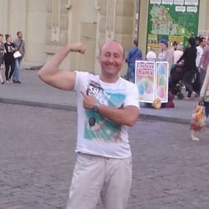 Парни в Чернигове: Олег, 45 - ищет девушку из Чернигова