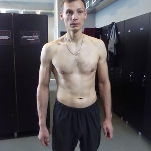 Александр, 36 лет, Омский
