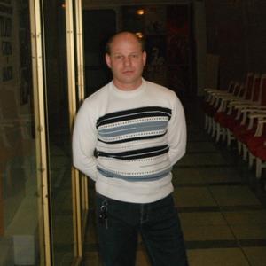 Михаил Лавров, 47 лет, Саратов