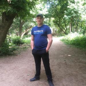 Парни в Рославле: Евгений, 36 - ищет девушку из Рославля