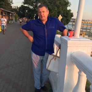 Парни в Челябинске: Александр, 57 - ищет девушку из Челябинска