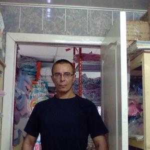 Парни в Прокопьевске: Артем, 47 - ищет девушку из Прокопьевска