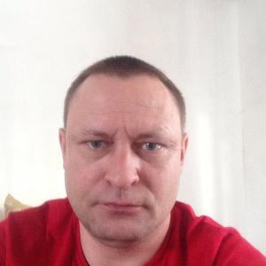 Олег, 46 лет, Ижевск