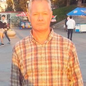 Станислав, 64 года, Владивосток