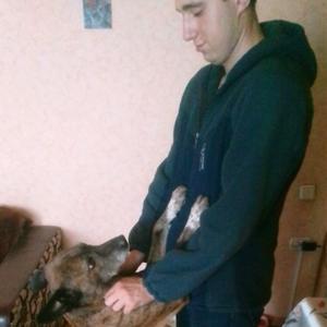 Парни в Кемерово: Александр, 21 - ищет девушку из Кемерово