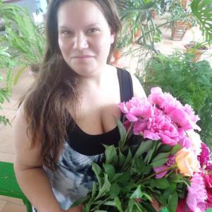 Девушки в Донецке: Дарья, 38 - ищет парня из Донецка