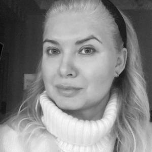 Девушки в Екатеринбурге: Svetlana, 42 - ищет парня из Екатеринбурга