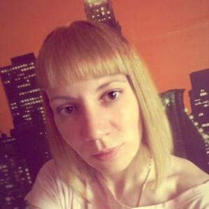 Девушки в Челябинске: Елена, 41 - ищет парня из Челябинска