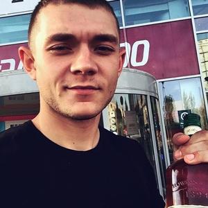 Парни в Волгограде: Данил, 29 - ищет девушку из Волгограда