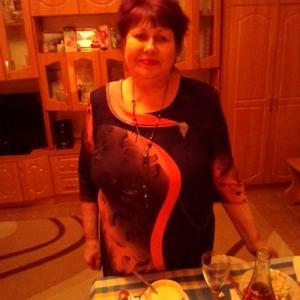 Девушки в Челябинске: Лариса Казанцева, 59 - ищет парня из Челябинска