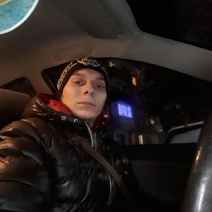 Парни в Пскове: Дмитрий, 27 - ищет девушку из Пскова