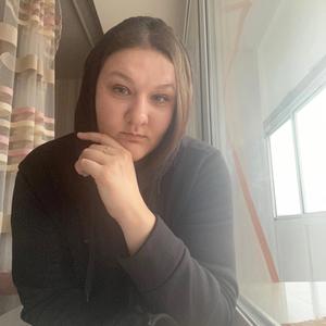 Девушки в Томске: Наталья, 23 - ищет парня из Томска