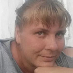 Девушки в Прокопьевске: Светлана, 36 - ищет парня из Прокопьевска