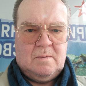Юрий, 62 года, Москва