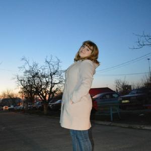 Девушки в Новороссийске: Ксения, 31 - ищет парня из Новороссийска