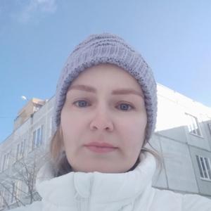 Девушки в Ульяновске: Мари, 40 - ищет парня из Ульяновска
