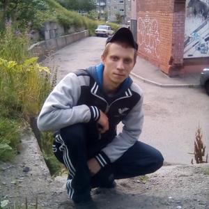 Парни в Мурманске: Дмитрий Самбулов, 28 - ищет девушку из Мурманска
