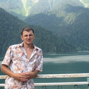 Алан С, 46 лет, Владикавказ
