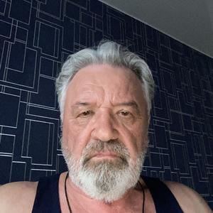 Андрей, 64 года, Томск