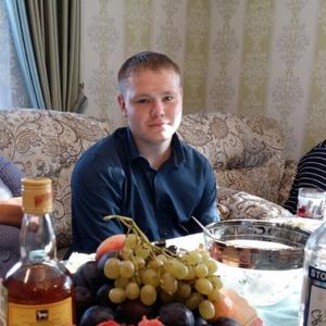 Парни в Новокузнецке: Дмитрий, 27 - ищет девушку из Новокузнецка