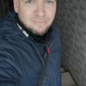 Сергей, 44 года, Новомосковск