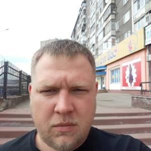 Парни в Череповце: Артем, 40 - ищет девушку из Череповца