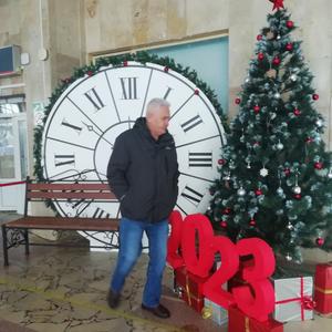 Олег, 59 лет, Балаково