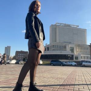 Девушки в Омске: Энн, 38 - ищет парня из Омска