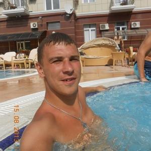 Игорь, 36 лет, Салехард