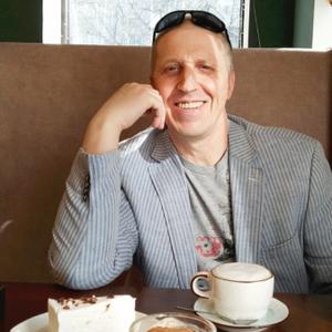 Парни в Томске: Сергей, 58 - ищет девушку из Томска