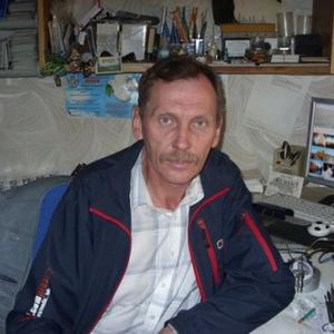 Парни в Магнитогорске: Alex, 65 - ищет девушку из Магнитогорска