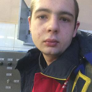 Виталий, 25 лет, Калининград