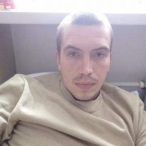 Парни в Саратове: Сергей, 28 - ищет девушку из Саратова