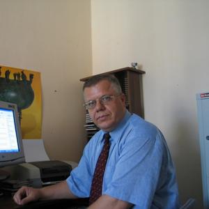 Виктор, 73 года, Краснодар
