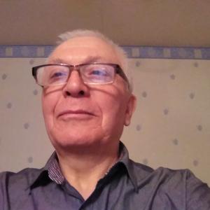 Анатолий, 66 лет, Москва