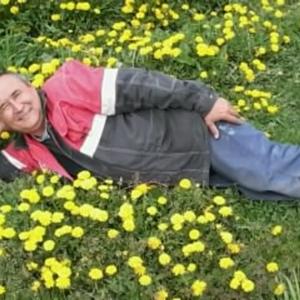 Парни в Кукмор (Татарстан): Альберт Набиев, 63 - ищет девушку из Кукмор (Татарстан)
