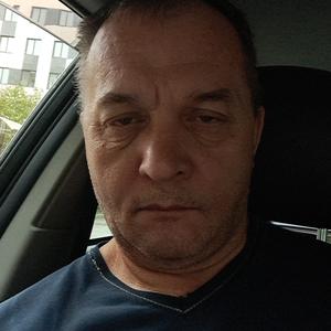 Олег, 47 лет, Новосибирск