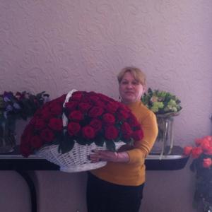 Алена, 68 лет, Уфа