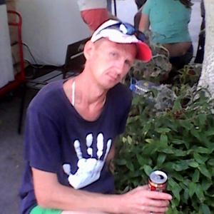 Парни в Волгограде: Виталий, 42 - ищет девушку из Волгограда