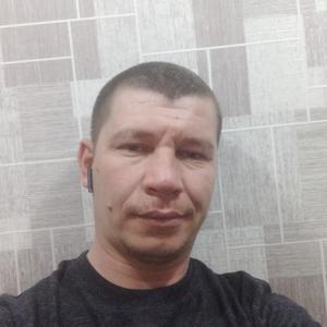 Олег, 35 лет, Ильиногорск