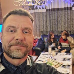 Парни в Петрозаводске: Василий, 47 - ищет девушку из Петрозаводска
