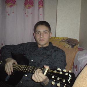 Максим, 33 года, Белогорск