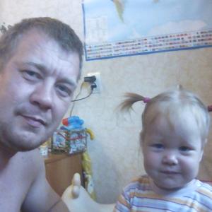 Парни в Сыктывкаре: Anatoliy Chuvyurov, 45 - ищет девушку из Сыктывкара