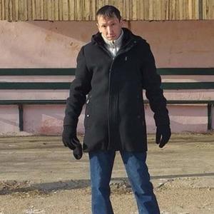 Парни в Елизово: Жаргал, 40 - ищет девушку из Елизово