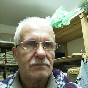 Василий, 67 лет, Екатеринбург