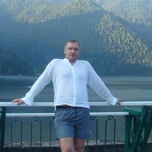 Парни в Звенигороде: Сергей Па, 44 - ищет девушку из Звенигорода