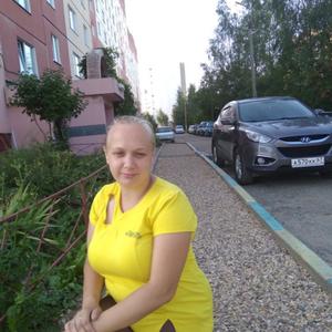 Девушки в Смоленске: Оля, 35 - ищет парня из Смоленска