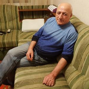  Айдын Мамедов, 72 года, Саратов