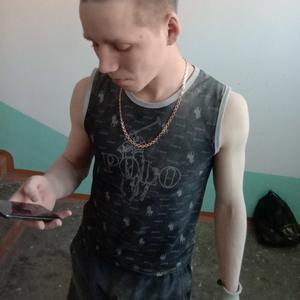 Парни в Кемерово: Евгений, 24 - ищет девушку из Кемерово