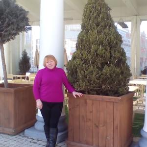 Девушки в Санкт-Петербурге: Валентина, 73 - ищет парня из Санкт-Петербурга